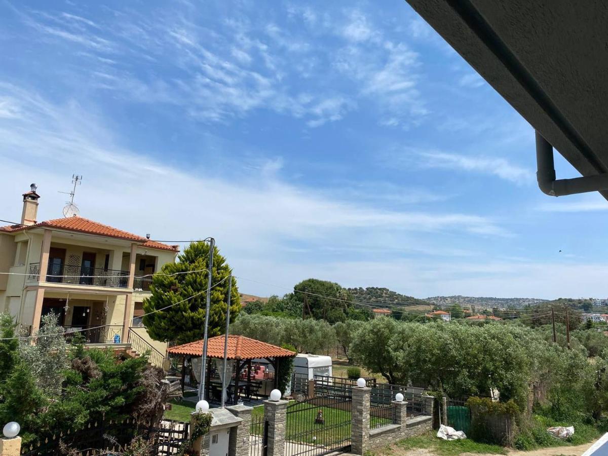 Lili Houses In Nikiti 350M From The Beach Extérieur photo