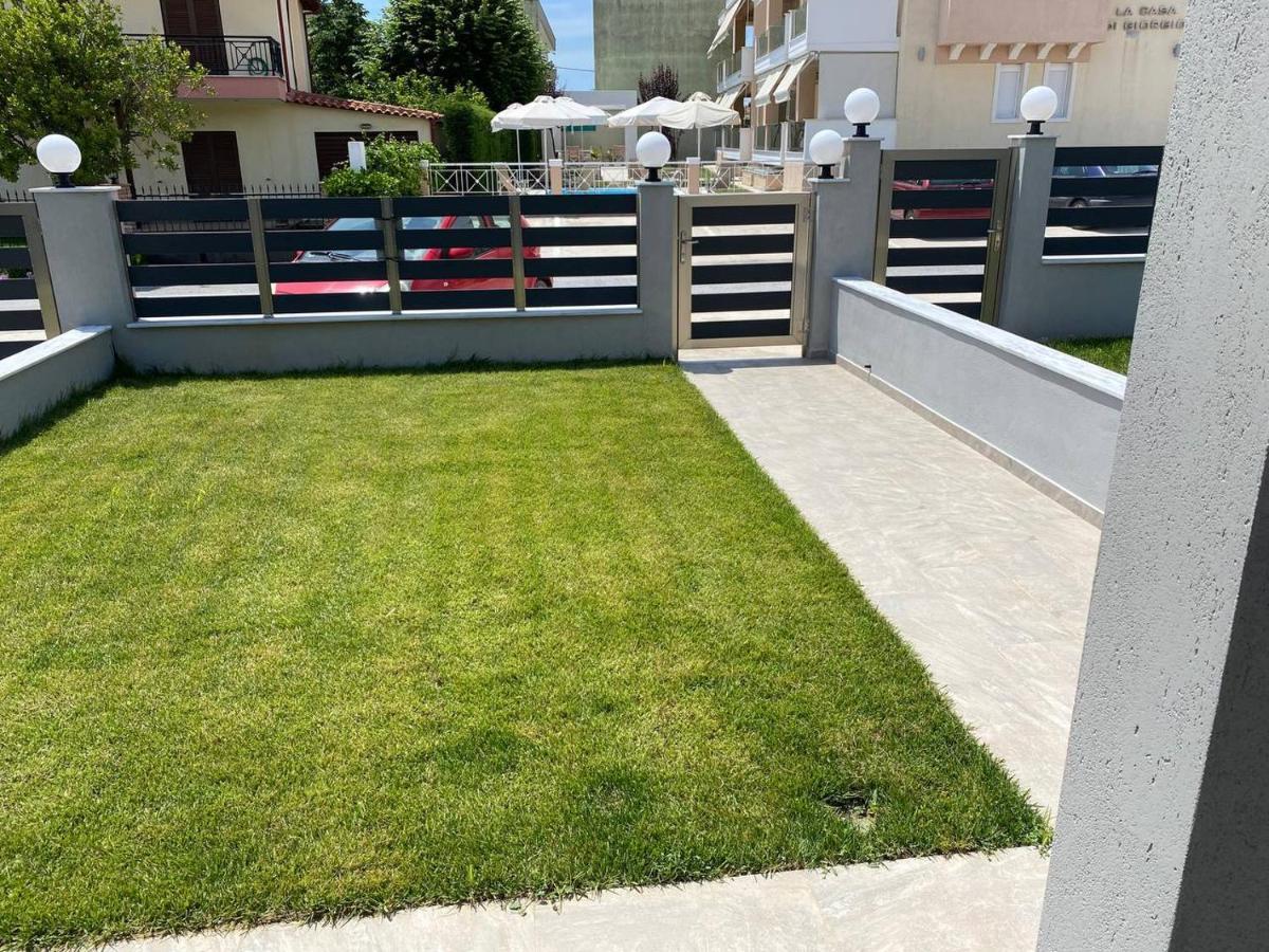 Lili Houses In Nikiti 350M From The Beach Extérieur photo